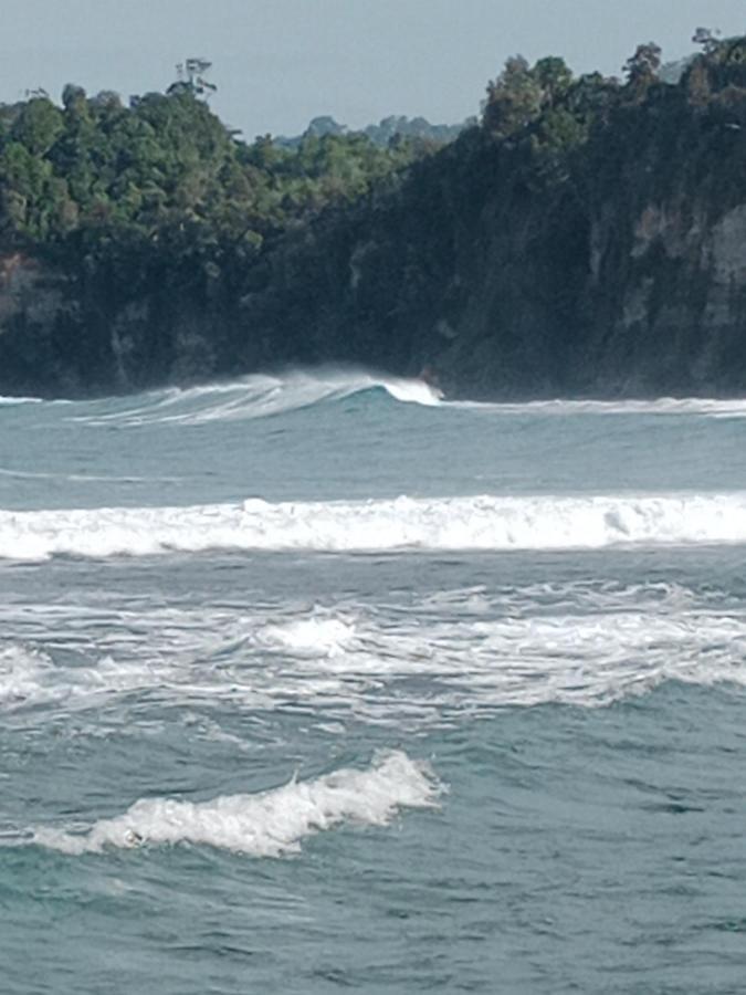 Rumah Nalu Surf Camp Krui Zewnętrze zdjęcie