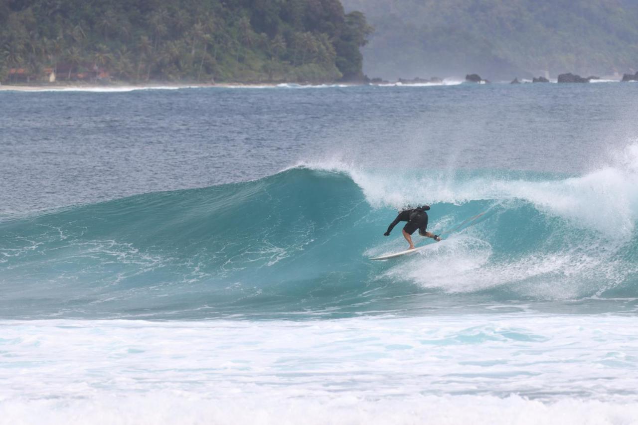 Rumah Nalu Surf Camp Krui Zewnętrze zdjęcie