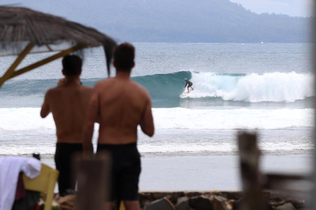 Rumah Nalu Surf Camp Krui Zewnętrze zdjęcie