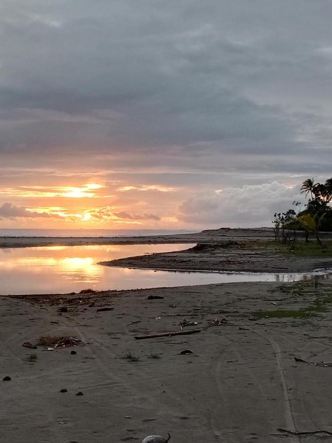 Rumah Nalu Surf Camp Krui Zewnętrze zdjęcie
