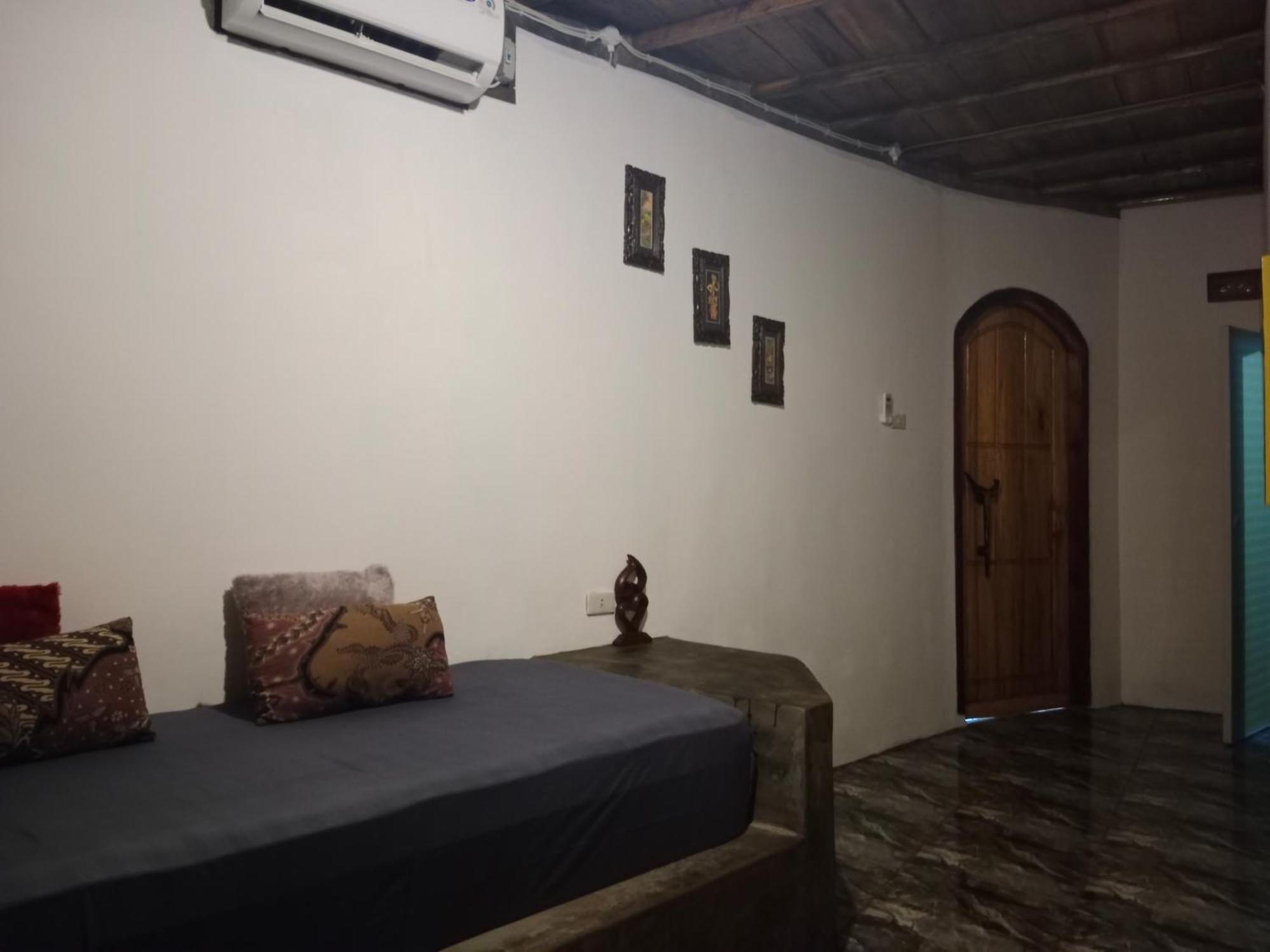 Rumah Nalu Surf Camp Krui Zewnętrze zdjęcie